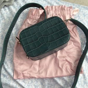 Pop & Suki green crocodile print camera crossbody bag